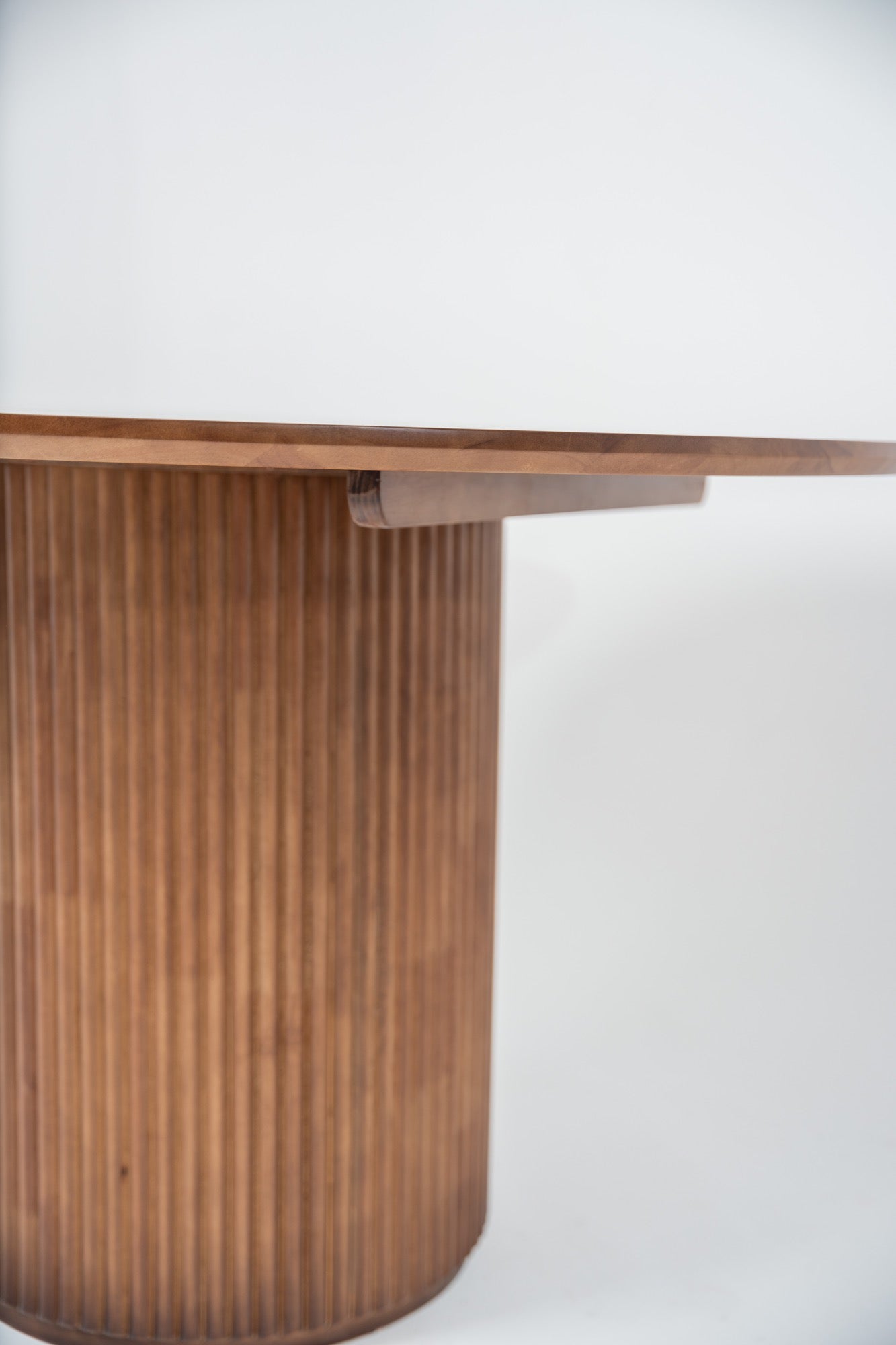 Mesa Horizonte rectangular de roble macizo de 180 cm, color chocolate